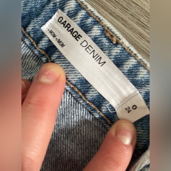 Forever 21 mom jeans - Picture 2 of 2